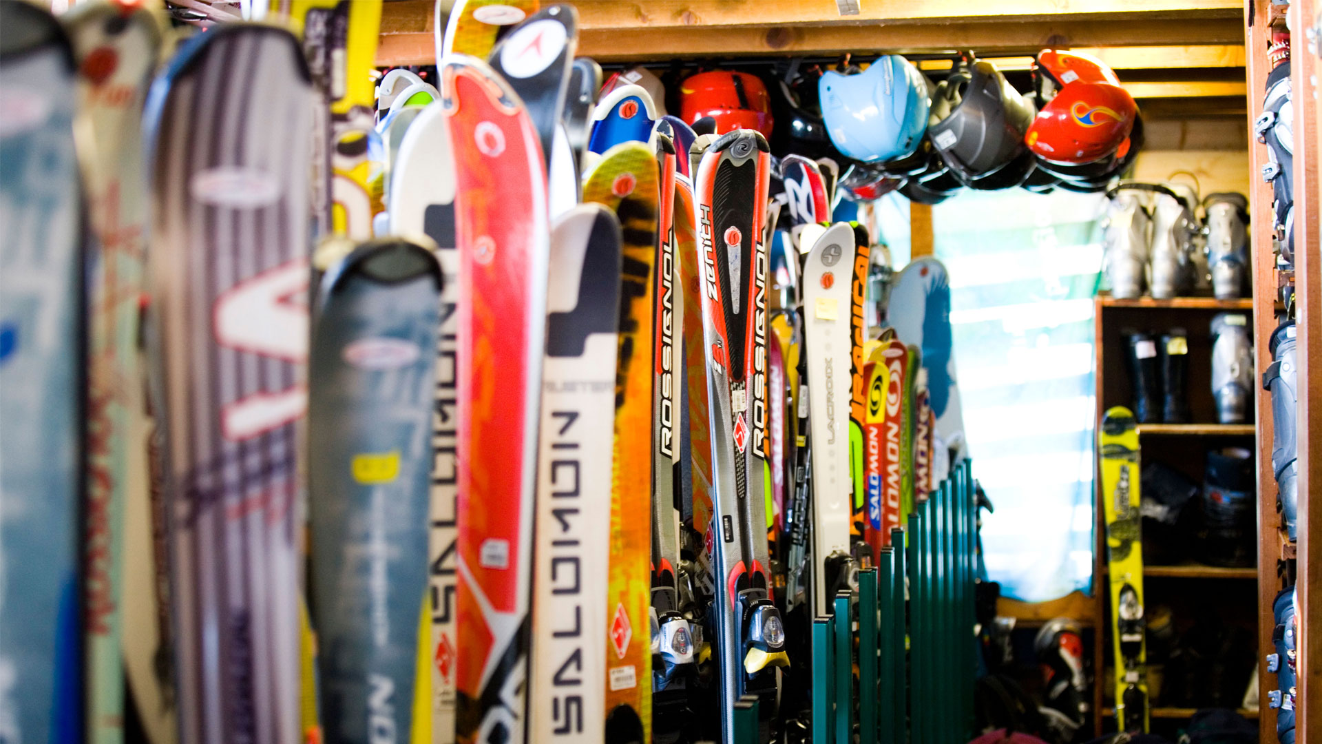 Ski equipment sales hot sale near me