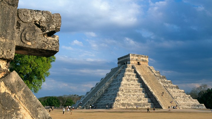 temple of kukulcan chichen itza