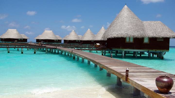 beach huts in maldives